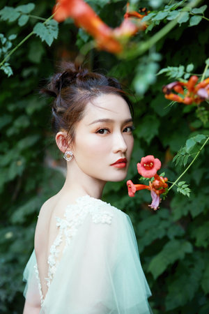 欧美美女肛交 界面截图